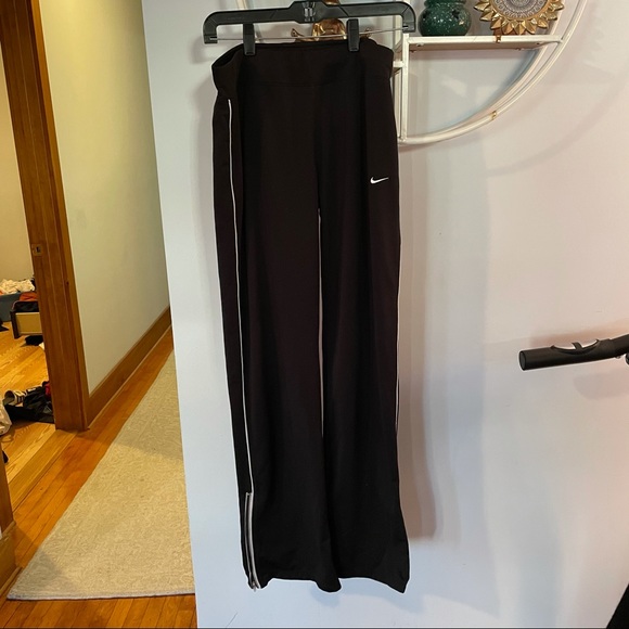 Nike Pants - Nike Women's Large L Dri Fit Black Pants Zip Ankle